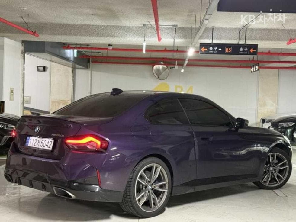 BMW 2시리즈(G42)M240i xDrive Coupe Стандартен - 2