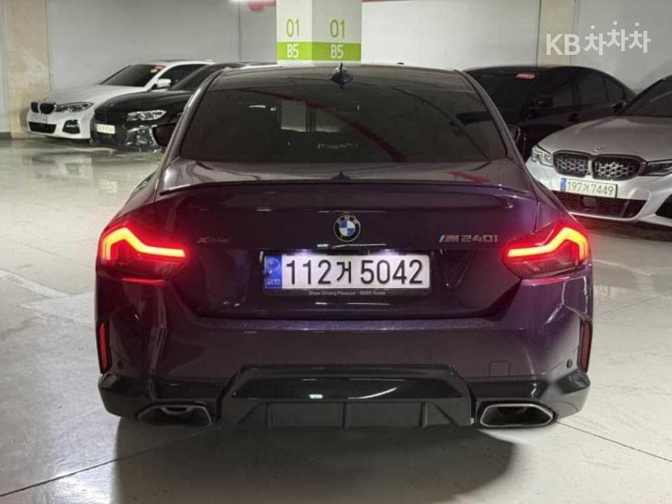 BMW 2시리즈(G42)M240i xDrive Coupe Стандартен - 4
