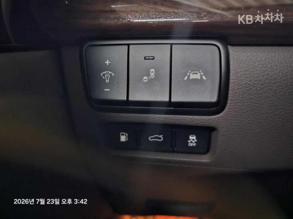 Киа All New K7 ХибридNoblesse Стандартен - 6