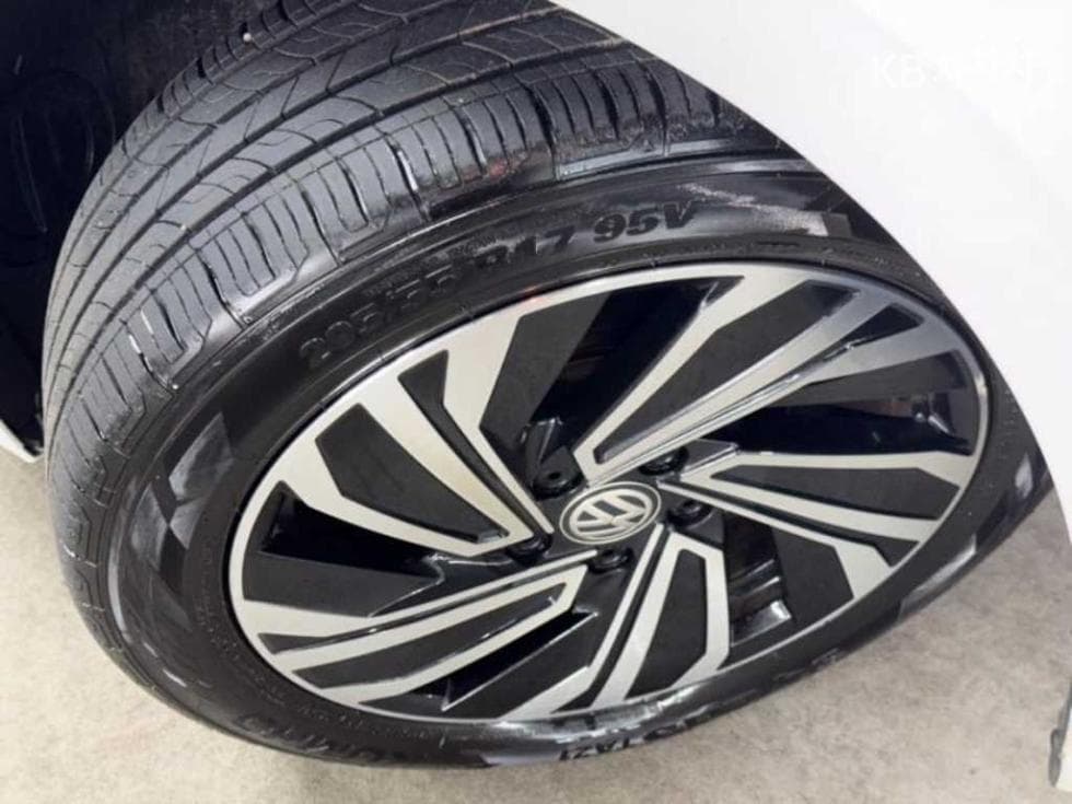 Volkswagen The All New Jetta(7-мо поколение)1.4 Турбонагнетен Стратифициран Инжекция (ВВ) Prestige - 20