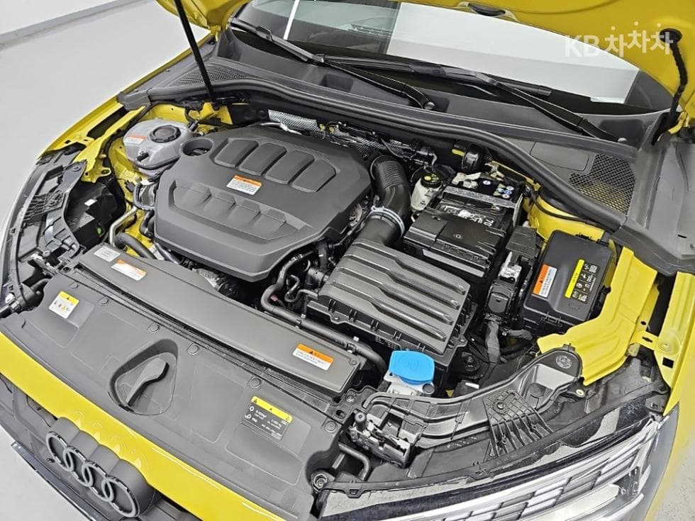 Ауди A3 (8Y)40 TFSI Premium - 5