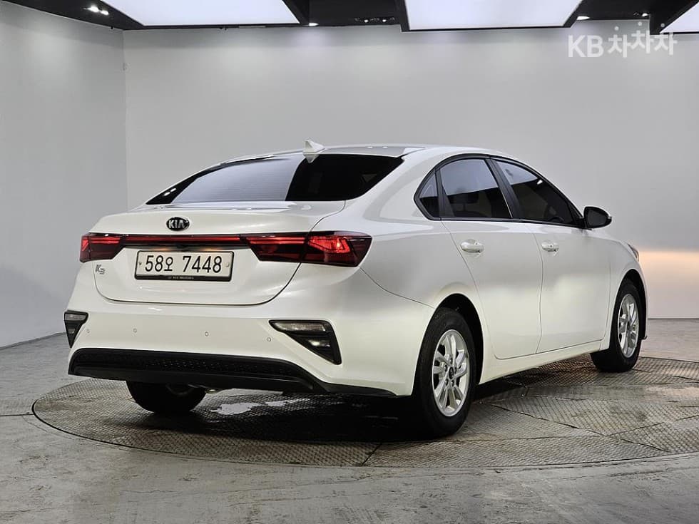 Kia All New K31.6 Gasoline Luxury - 3