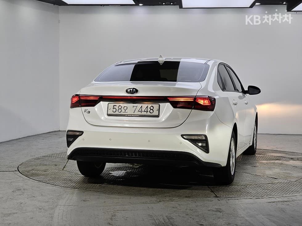 Kia All New K31.6 Gasoline Luxury - 4