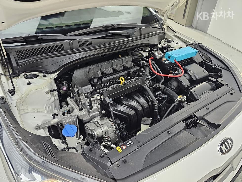 Kia All New K31.6 Gasoline Luxury - 5