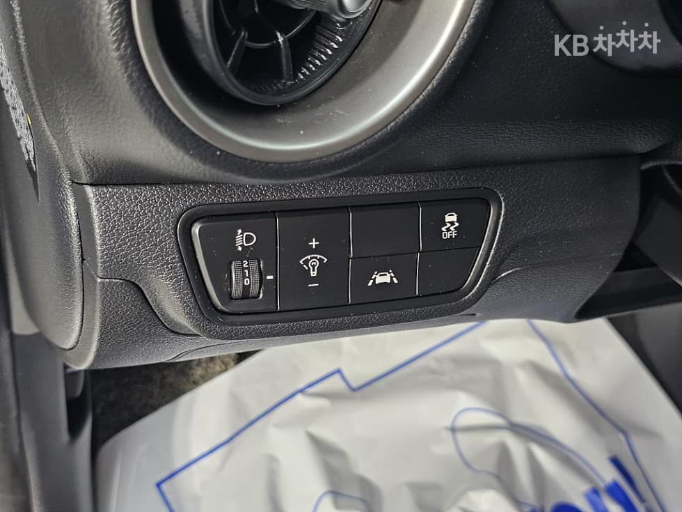 Kia All New K31.6 Gasoline Luxury - 13
