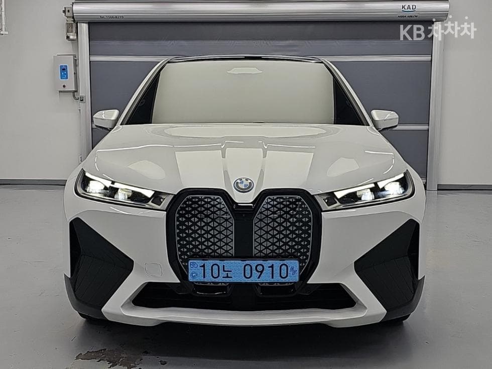 BMW iX(i20)xDrive50 Sport Plus - 2