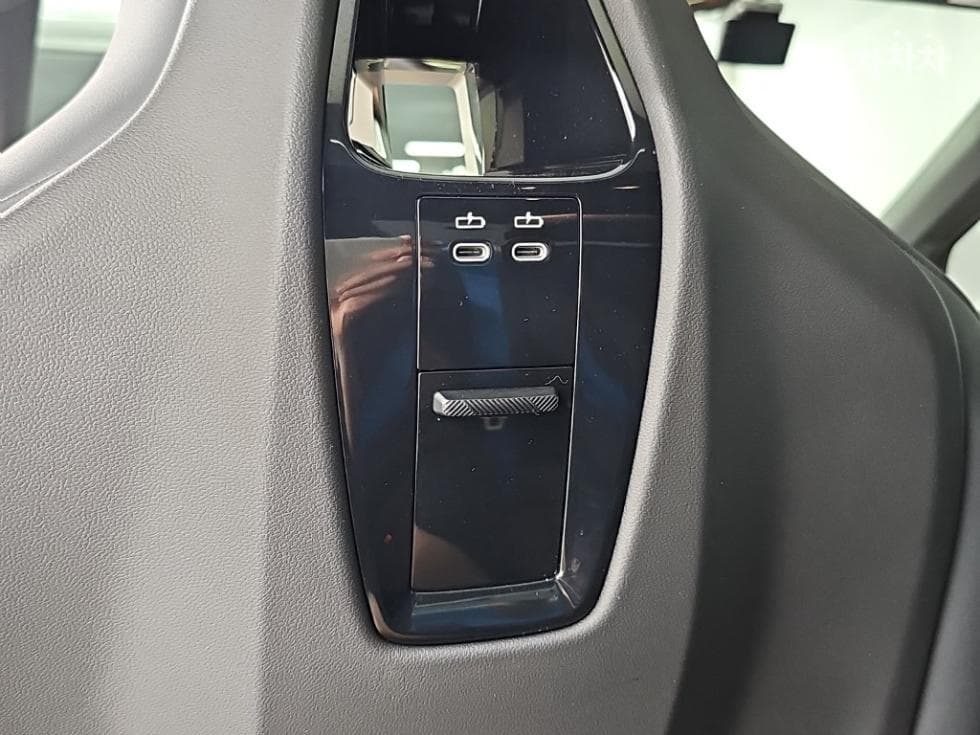 BMW iX(i20)xDrive50 Sport Plus - 14