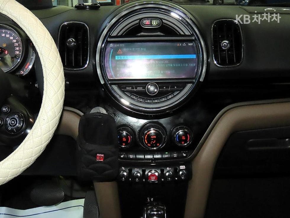 Мини Countryman (F60)2.0 Cooper D All4 Стандартен - 11