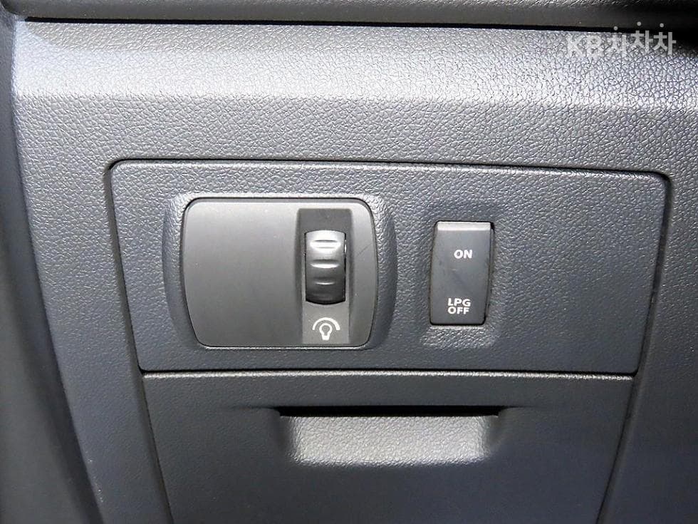 Рено Корея НовSM5 플래티넘LPLi SE Plus - 14
