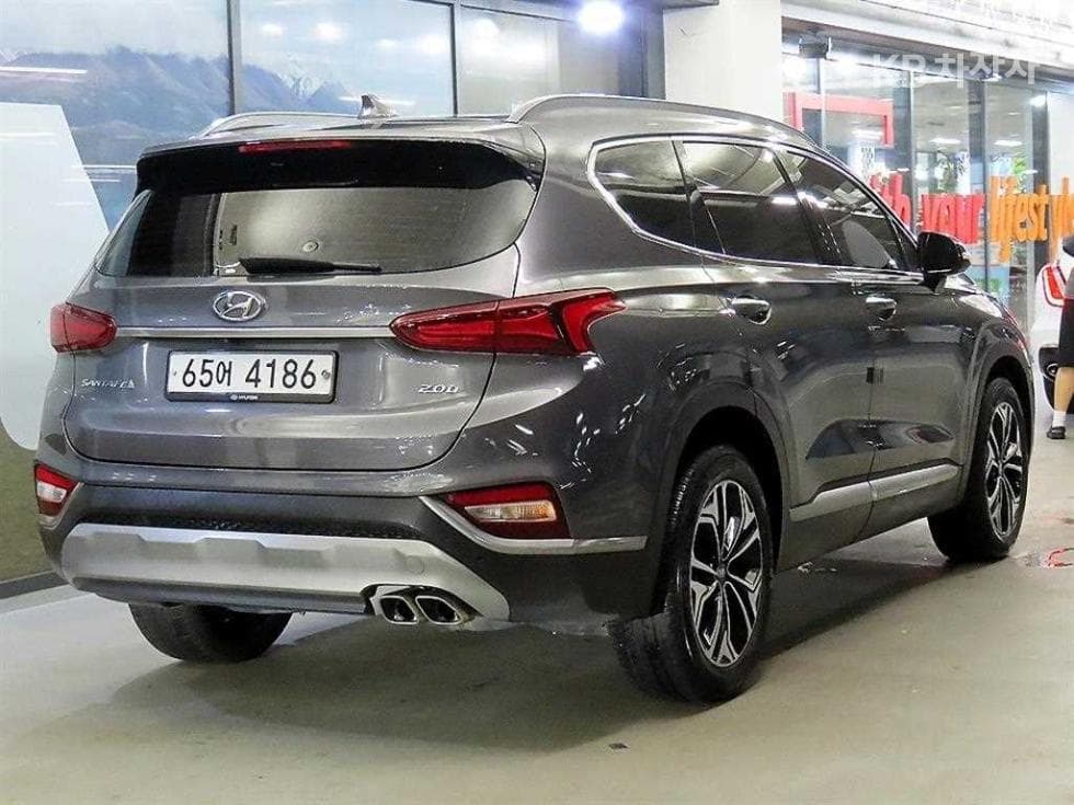 Хюндай Санта Фе TMДизел 2.0 2WD Exclusive Специал (специален признак/издание) - 4