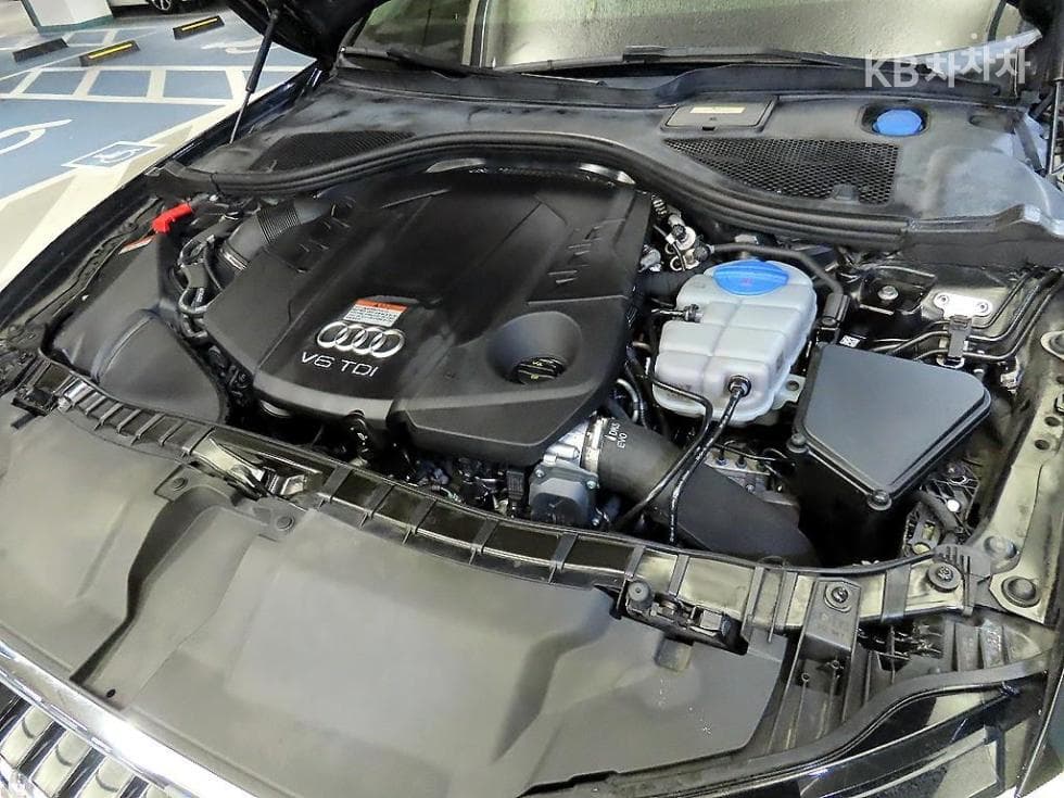 Ауди NEW A650 Турбо Дизел Инжекция 콰트로 Premium C7 - 19