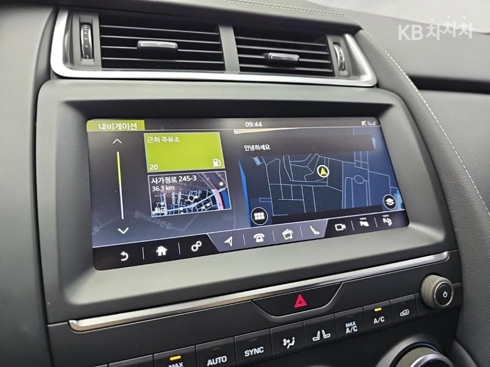 Jaguar E-PACEP250 R-Dynamic SE - 15