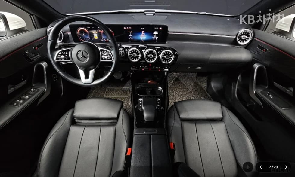 Mercedes-Benz A클래스(W177)A220 Sedan - - 7