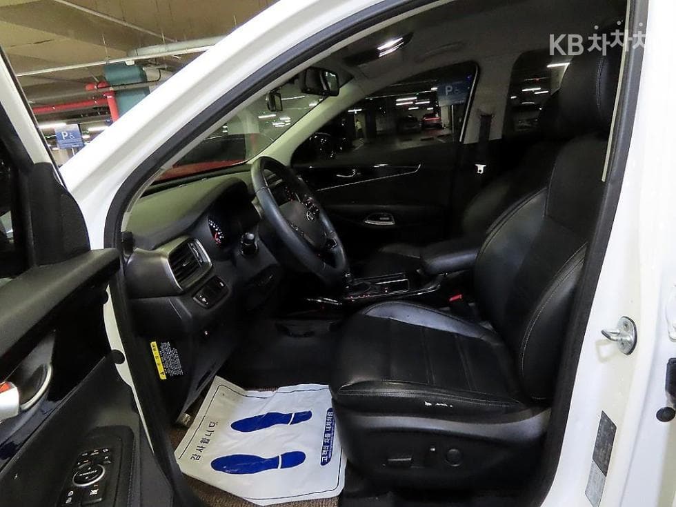 Киа The New (фейслифт) Sorento2.2 Дизел 2WD Престиж - 6