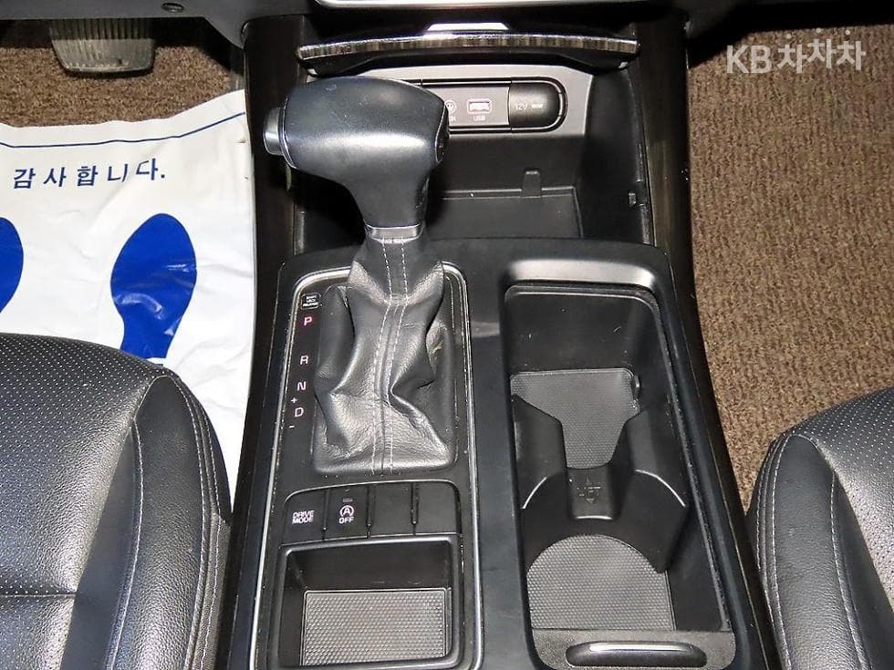 Киа The New (фейслифт) Sorento2.2 Дизел 2WD Престиж - 12