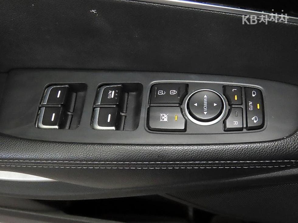 Киа The New (фейслифт) Sorento2.2 Дизел 2WD Престиж - 14