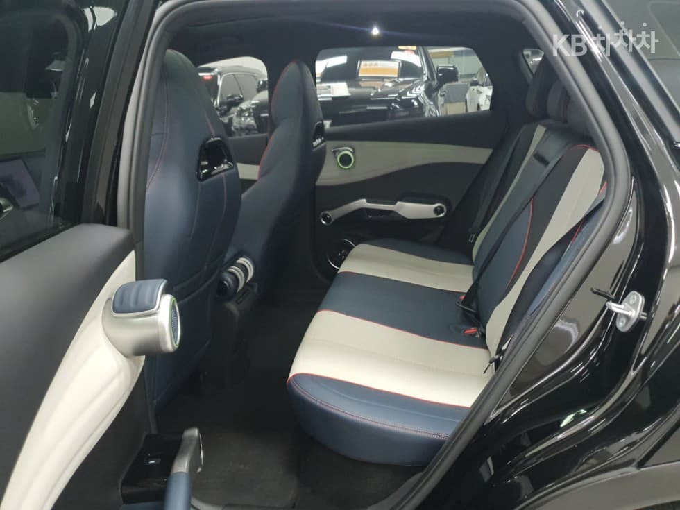 BYD 아토3Plus Стандартен - 8
