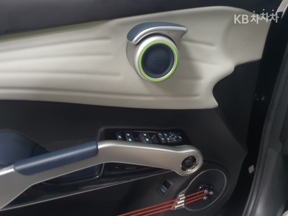 BYD 아토3Plus Стандартен - 11