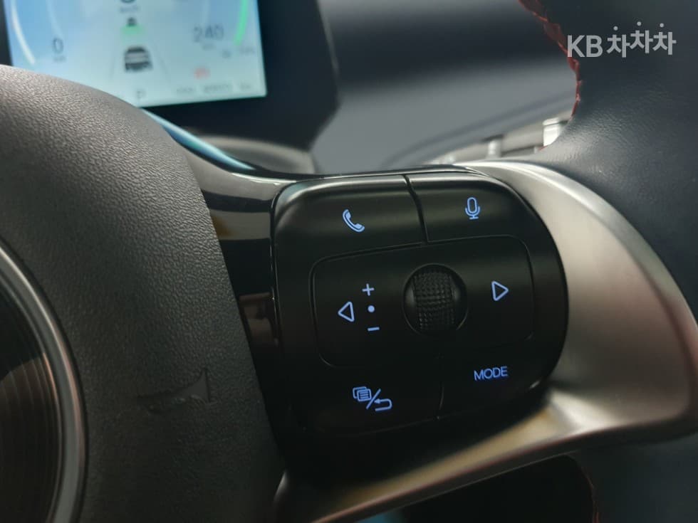 BYD 아토3Plus Стандартен - 13