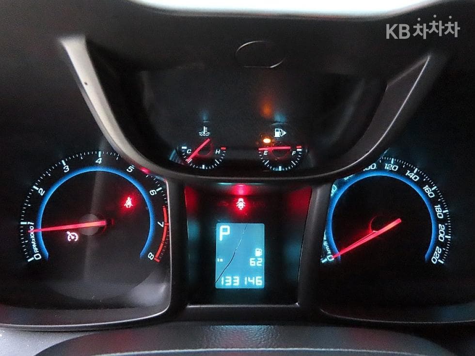 GM Korea Chevrolet OrlandoLPG LT Premium - 8