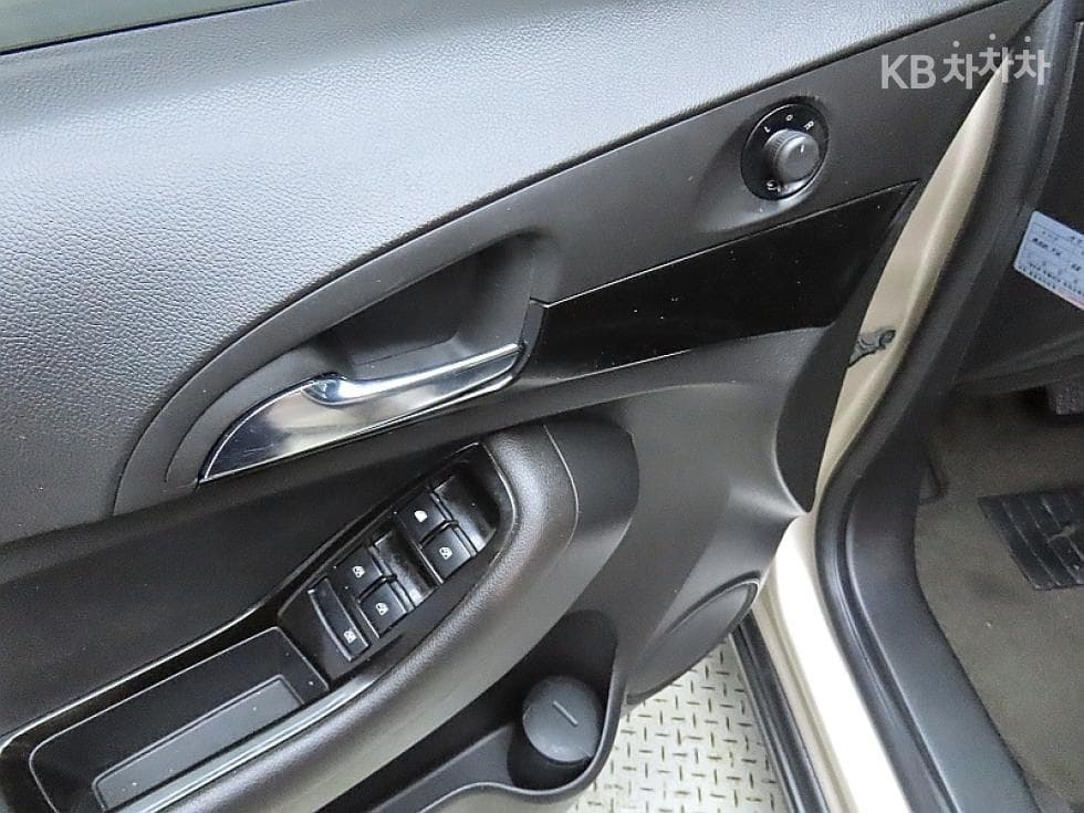 GM Korea Chevrolet OrlandoLPG LT Premium - 13