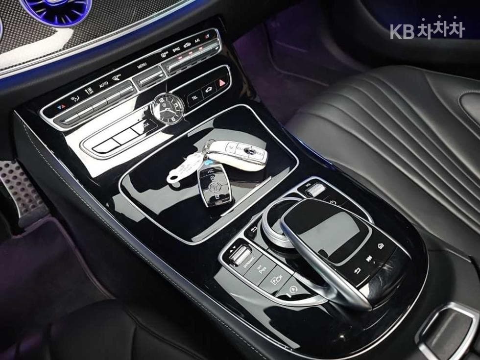 Mercedes-Benz CLS클래스(C257)CLS300d AMG Line - 10