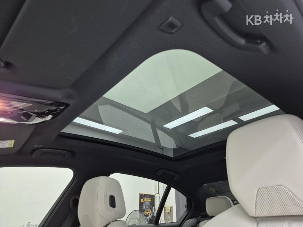 BMW Нов5 Серия(G60)520i M Sport - 13