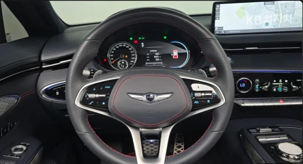 Дженезис GV70Бензин 2.5T 스포츠패키지 2WD - 16
