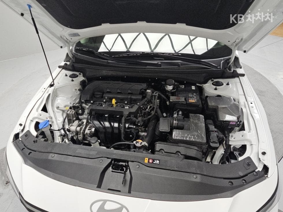 Хюндай The New (фейслифт) Avante (Elantra) (CN7)1.6 Бензин Modern - 7