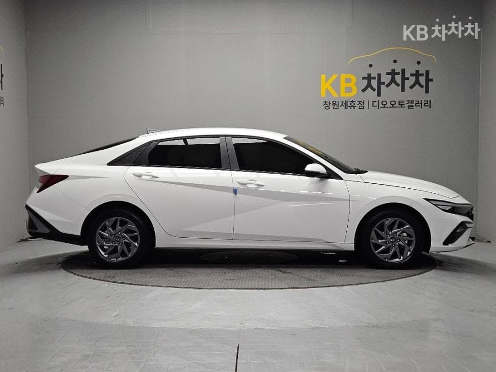 Хюндай The New (фейслифт) Avante (Elantra) (CN7)1.6 Бензин Modern - 21