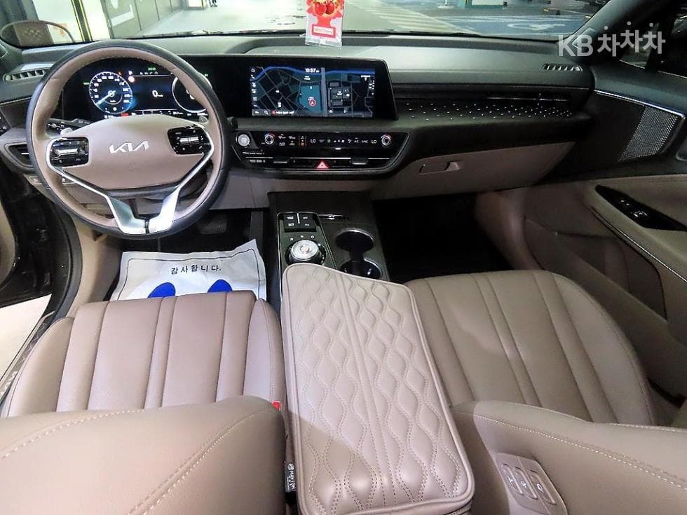 Kia K8 Hybrid1.6 Turbo Noblesse - 10