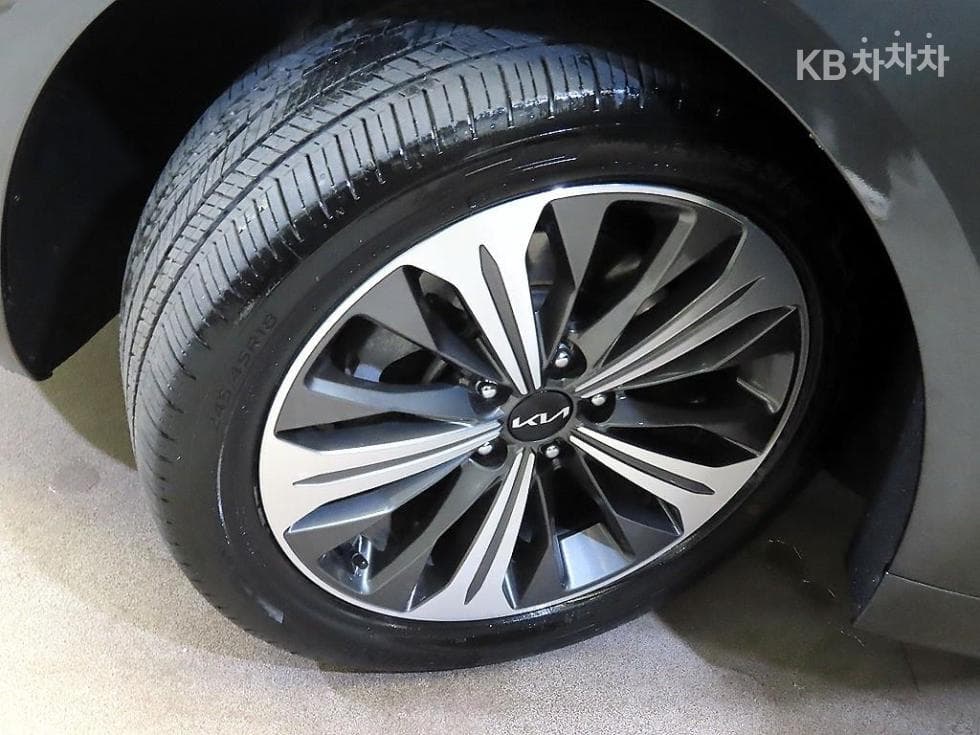 Kia K8 Hybrid1.6 Turbo Noblesse - 20