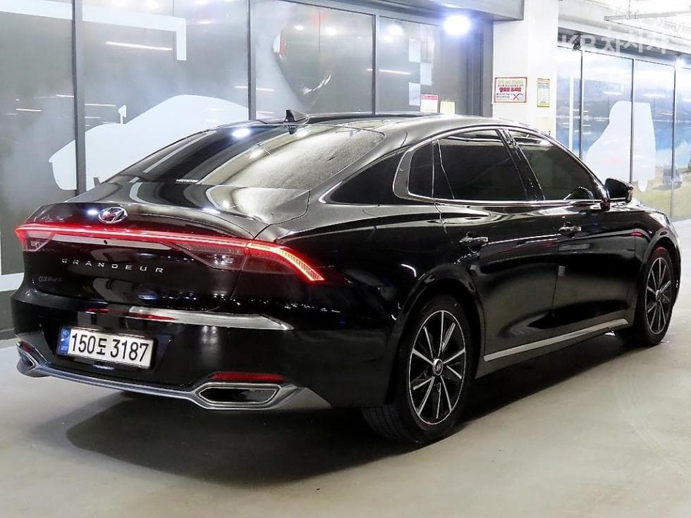 Хюндай The New (фейслифт) Grandeur (Azera)2.5 Le Blanc - 4