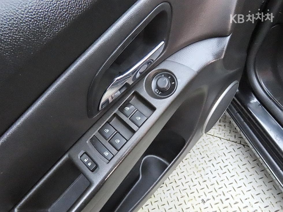 GM Korea Amazing New (facelift/refresh; particularly for Cruze) Cruze2.0 Diesel LTZ - 13