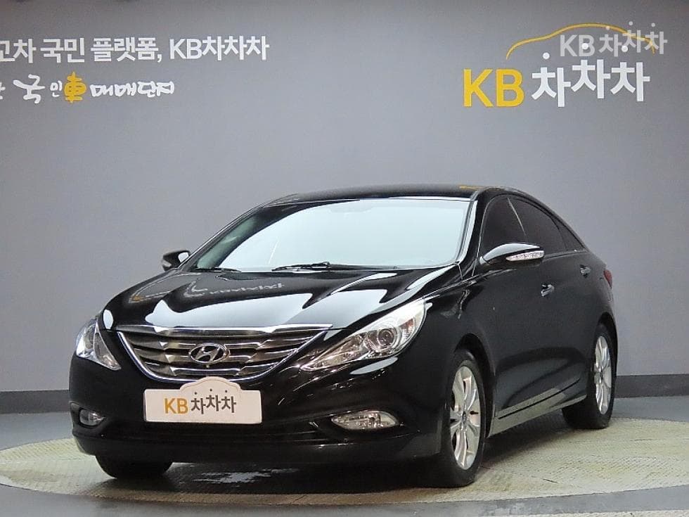Hyundai YFSonata Y20 Premiere Standard - Image 1