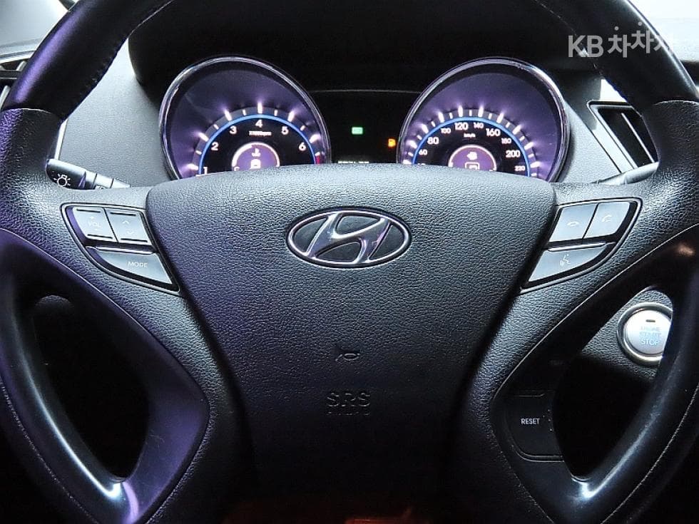 Hyundai YFSonataY20 Premiere Standard - 17