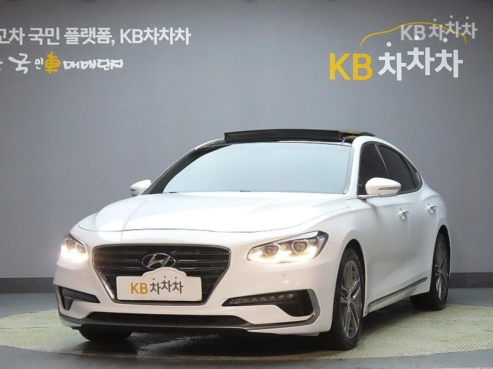 Hyundai Grandeur (Azera)IG 2.4 Premium Standard - Image 1