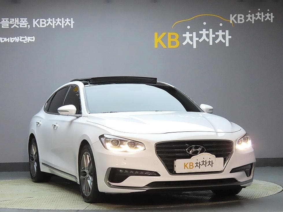 Hyundai Grandeur (Azera)IG2.4 Premium Standard - 3