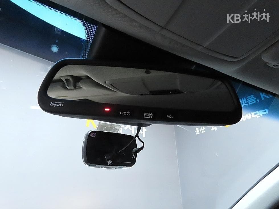 Hyundai Grandeur (Azera)IG2.4 Premium Standard - 14