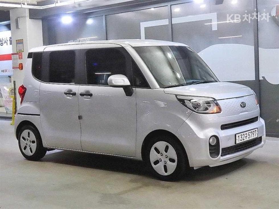 Киа The New (фейслифт) Рей (ван) Ван 1.0 Бензин Ван 2-местен Висок клас - Image 1