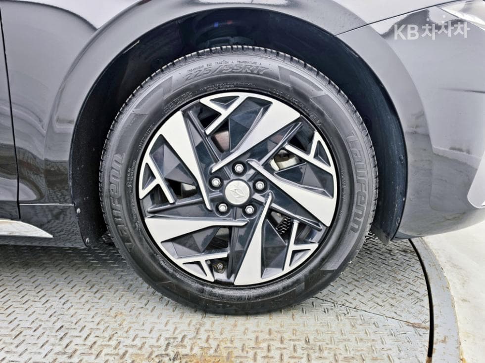 Хюндай The New (фейслифт) Grandeur (Azera) Хибрид2.4 Premium 초이스 - 28
