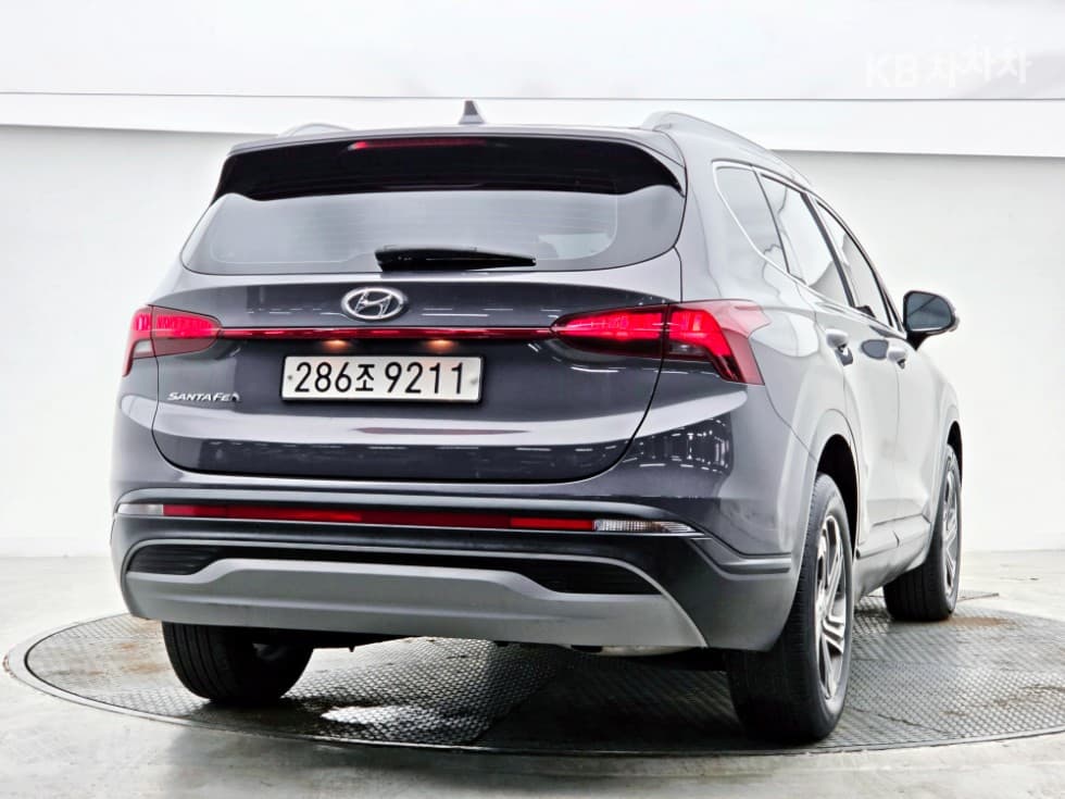 Хюндай The New (фейслифт) Санта Фе TMДизел 2.2 2WD Престиж - 2