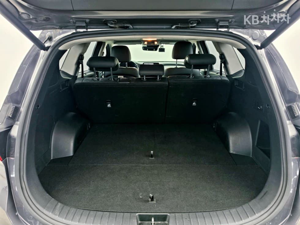 Хюндай The New (фейслифт) Санта Фе TMДизел 2.2 2WD Престиж - 24