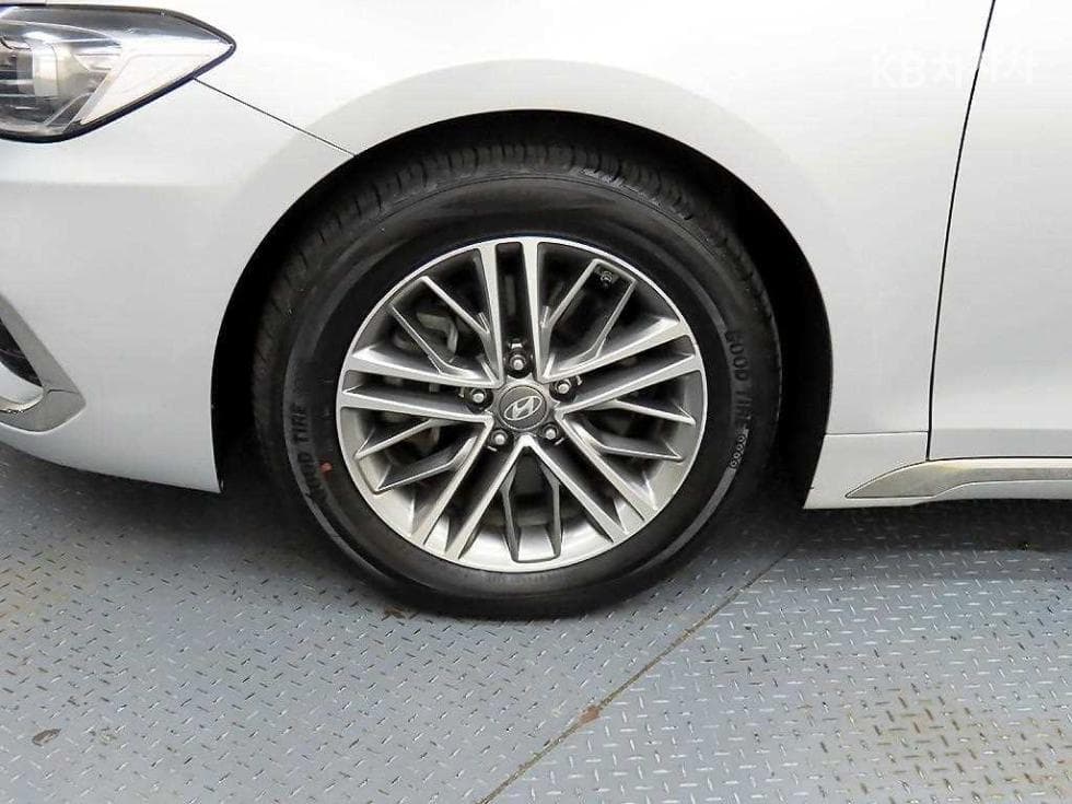 Hyundai Grandeur (Azera)IG택시 3.0 LPi 개Seater형 - 19
