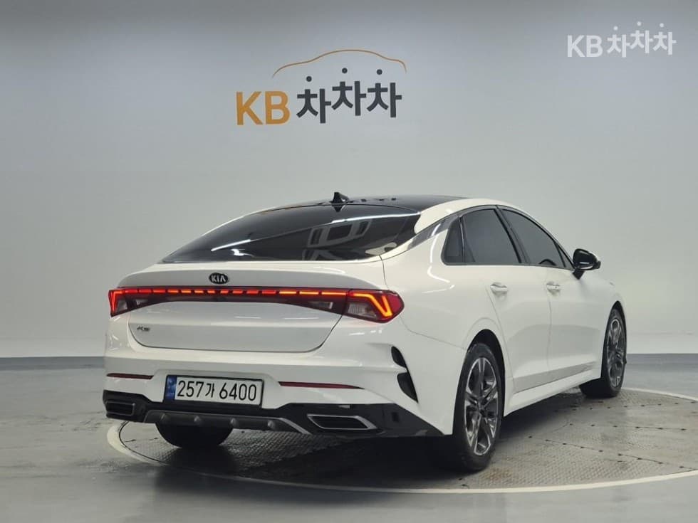 Киа K5 3-토 поколение2.0 Бензин Signature - 3