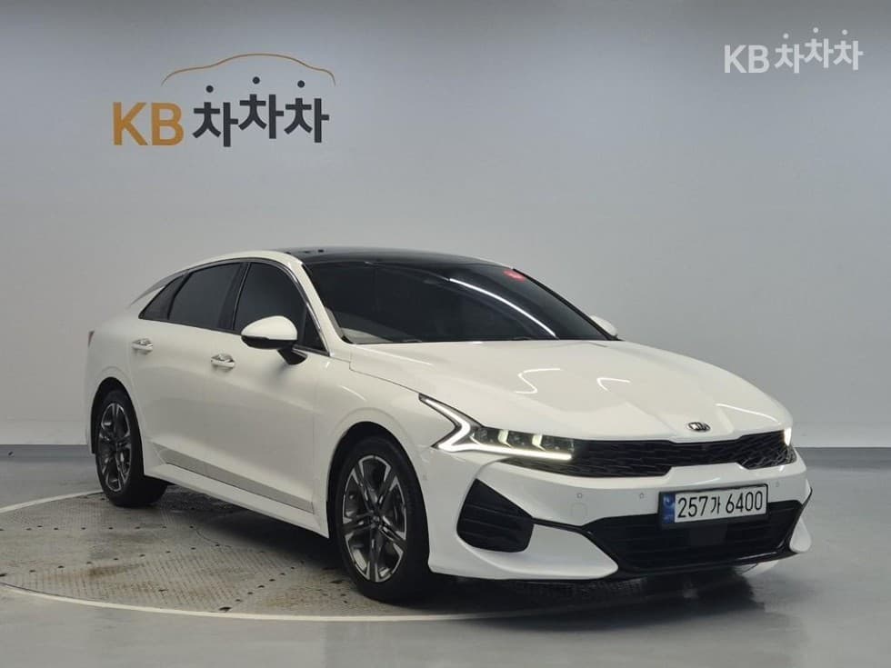Киа K5 3-토 поколение2.0 Бензин Signature - 4