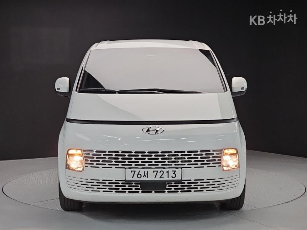 Хюндай Staria2.2 Турер 11 AWD Modern - 2