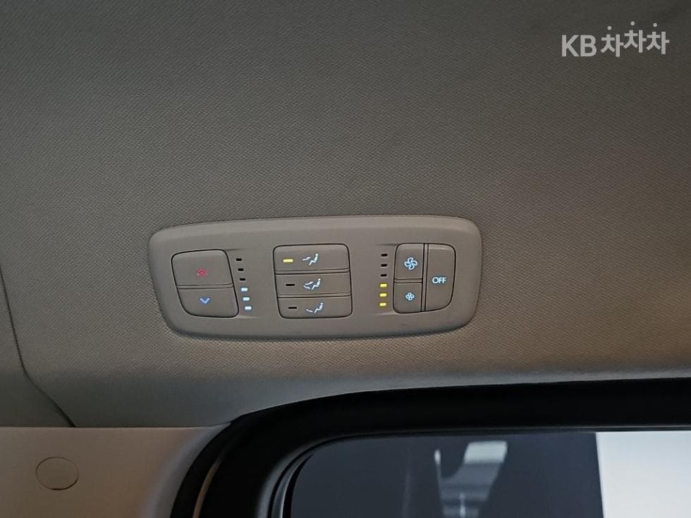 Хюндай Staria2.2 Турер 11 AWD Modern - 13
