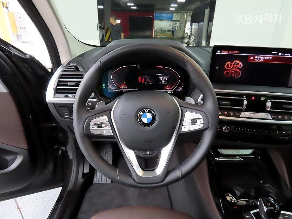 BMW New X4 (G02)xDrive 20i xLine - 9