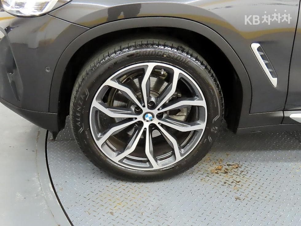 BMW New X4 (G02)xDrive 20i xLine - 20